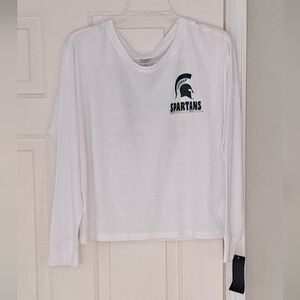 Captivating NWT White Michigan State University Crop Floral Long T-shirt. Sz M.
